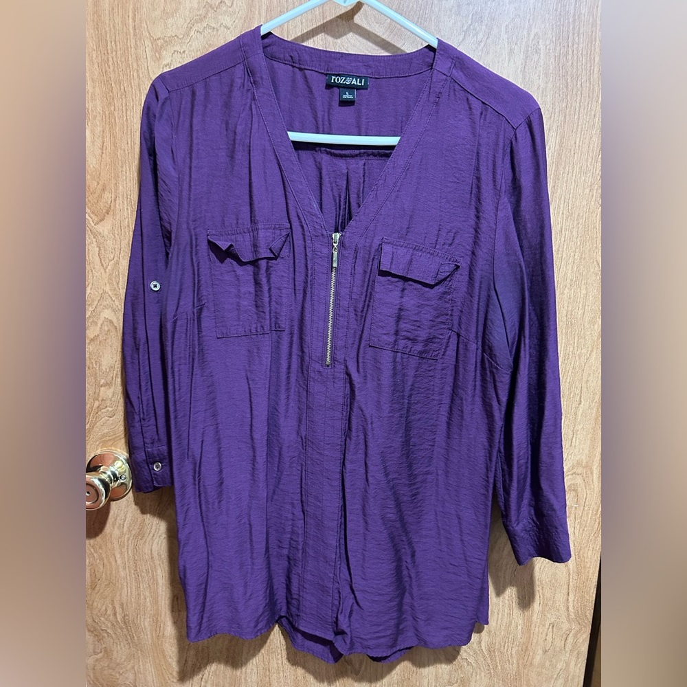 Roz and Ali dress shirt Size L